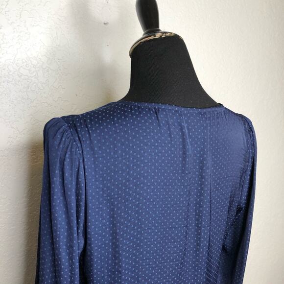 Cabi navy blue swiss dot knot tie front top size Small #5525 - Picture 11 of 16